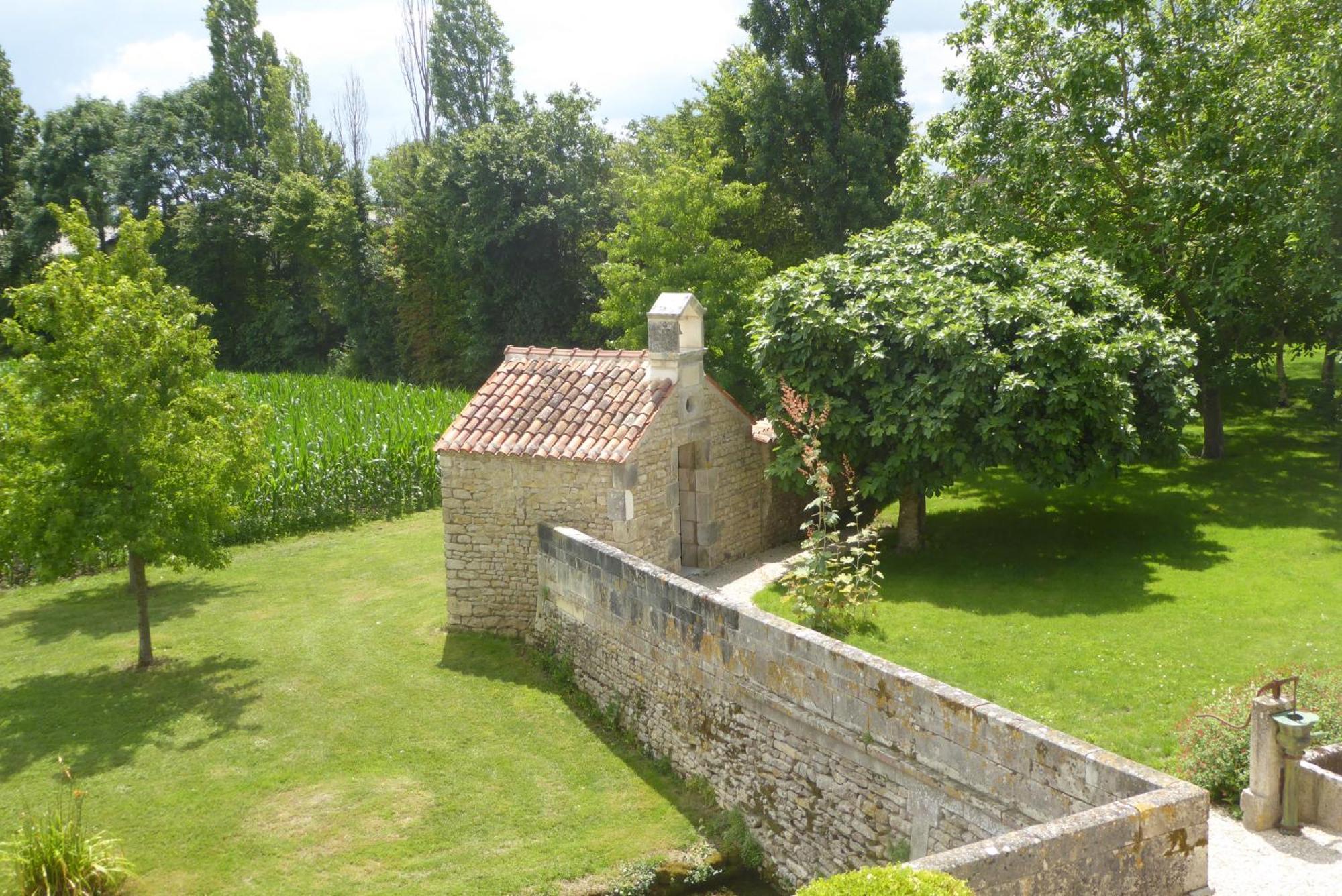 Chateau D'Annezay Exterior photo